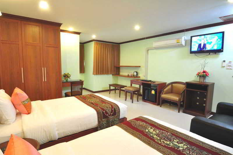 Sky Suites Бангкок Экстерьер фото